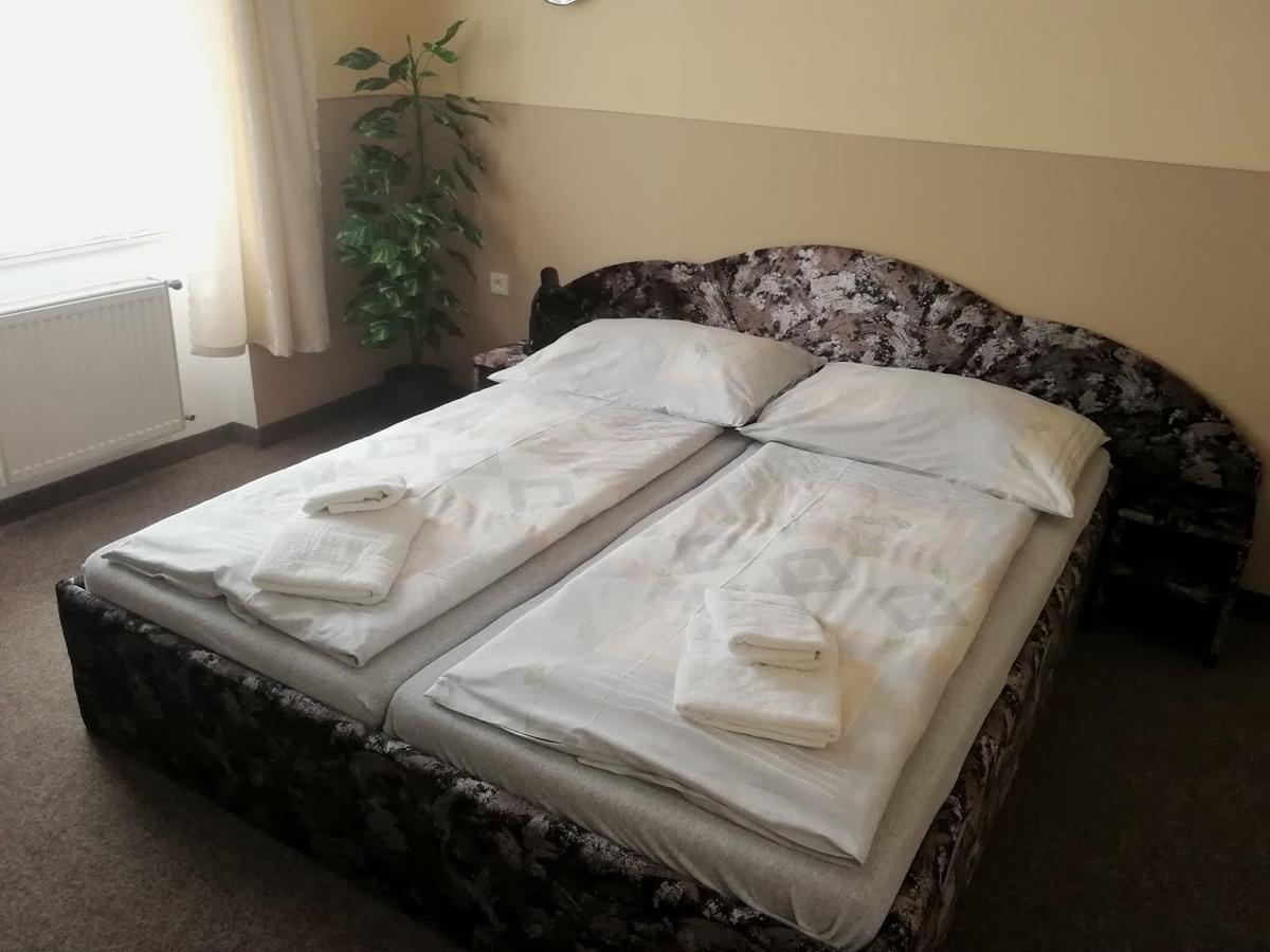 Hotel Wertheim Prague Ngoại thất bức ảnh
