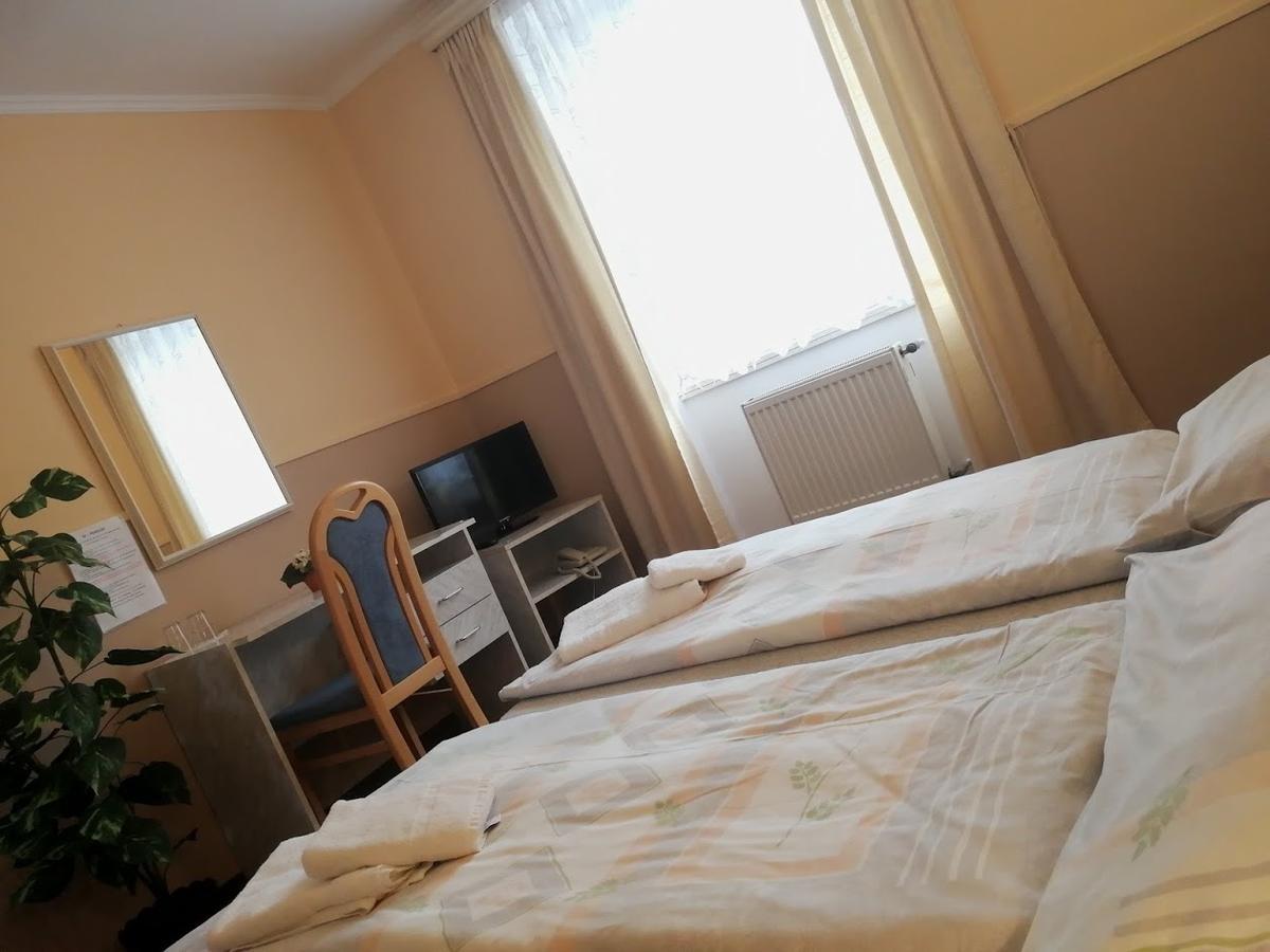 Hotel Wertheim Prague Ngoại thất bức ảnh